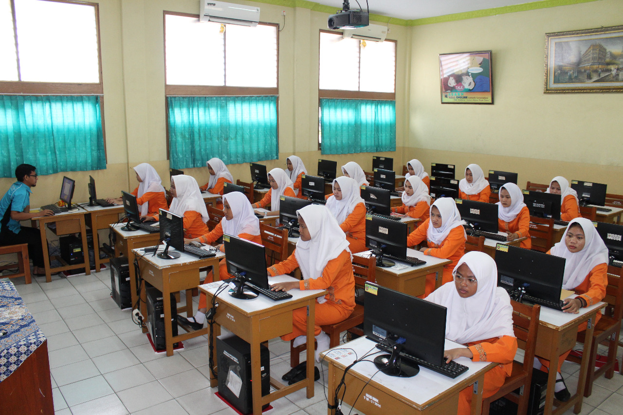 Akuntansi dan Keuangan Lembaga